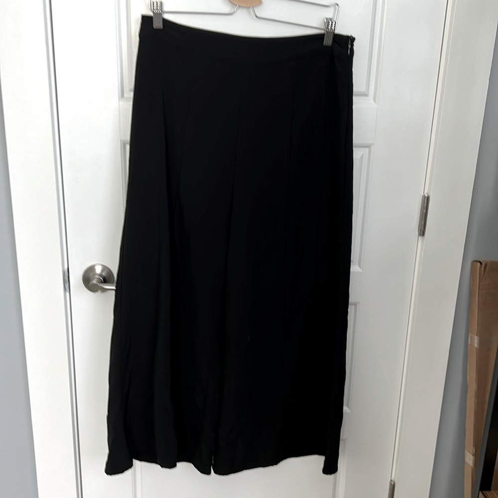 Women’s black swishy pants size 12